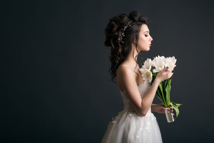 Single Pose for Girl Wedding