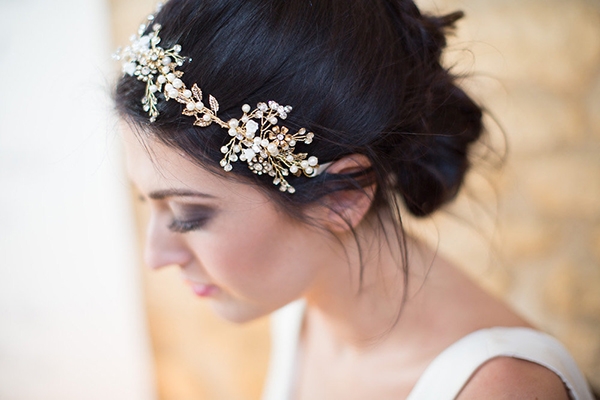 Find The Prettiest Autumn/Winter Bridal Hair Accessories At The Bobby