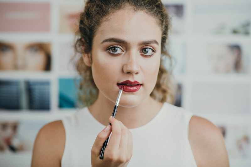 How to do Your Own Wedding Makeup